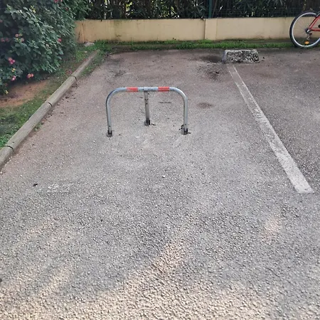2 Personnes Proche Des Plages Et Commerces Appartement La Seyne-sur-Mer
